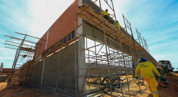 Goinfra avança com obras estratégicas e fortalece infraestrutura da saúde em Goiás